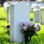 finados-limpeza-foto-tumulo-1 Normas e Procedimentos para Apoio à Óbito